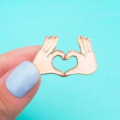 COUCOU SUZETTE Pin's Love