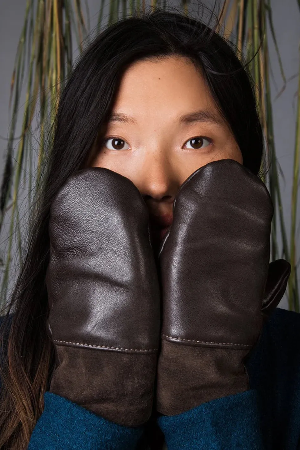 KAZAK Lhasa Mittens
