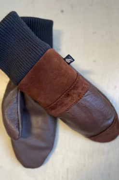 KAZAK Lhasa Mittens