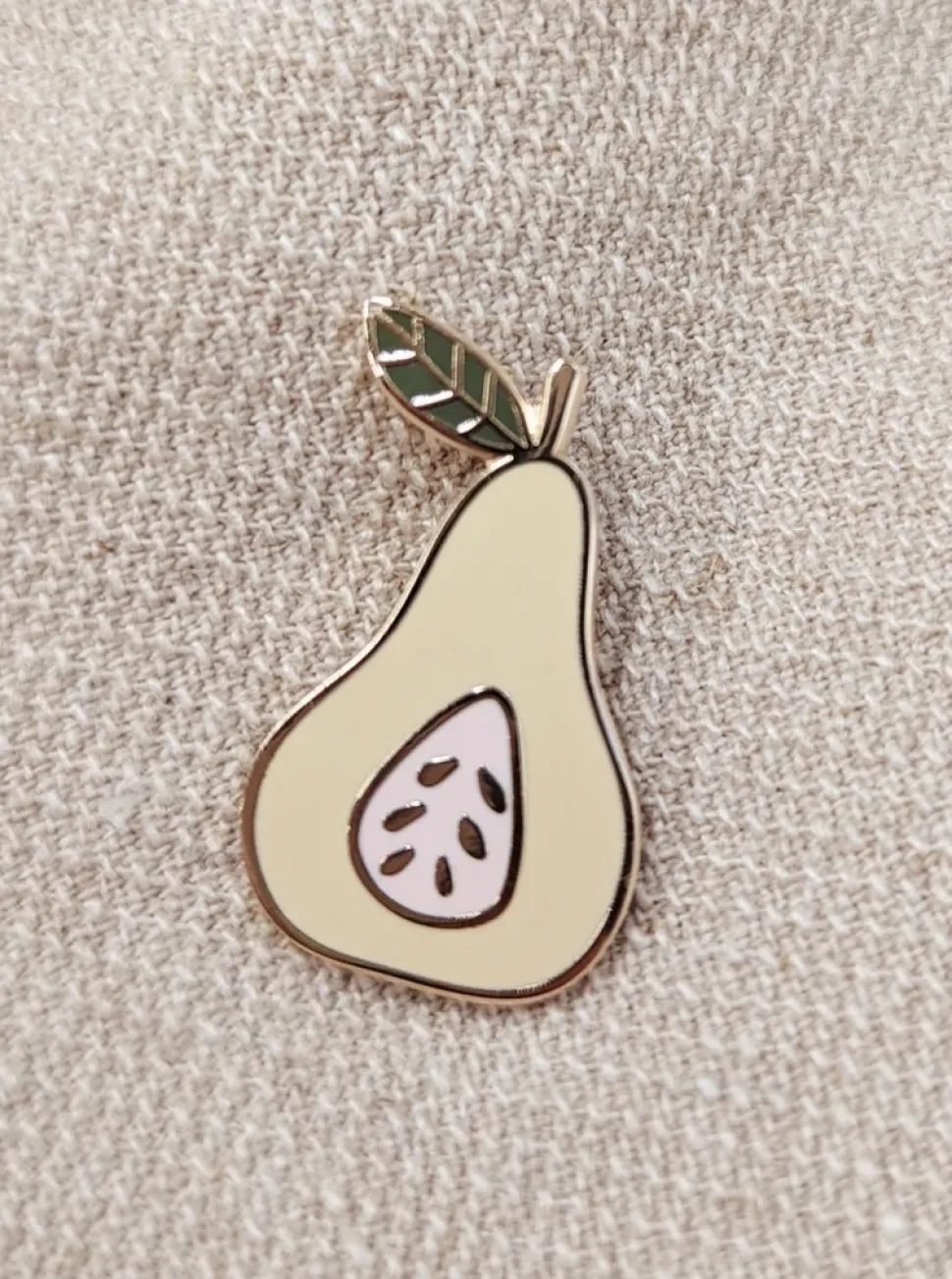 MIMI & AUGUST Lapel pin - Pear