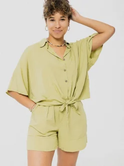 PINEAPPLE BANANAS Patience Shorts - Green
