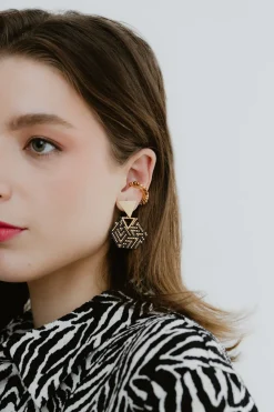 PINKY MIMOSA Ear Cuff - Caramel