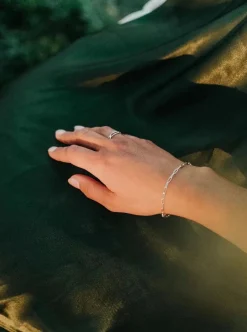 SARAH JEWELS Paper Clip Bracelet