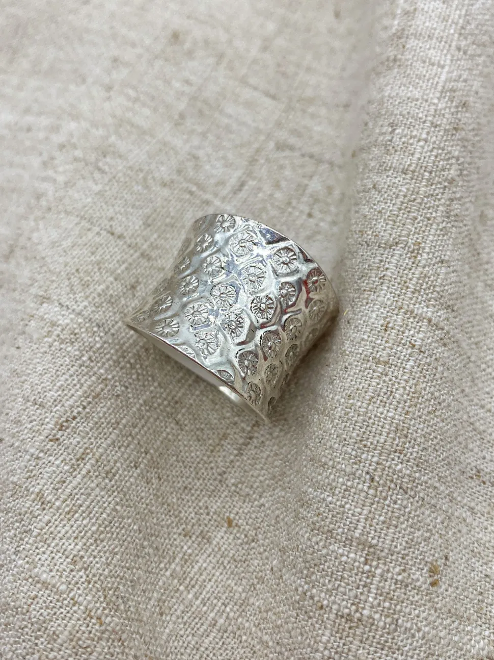 THE VIRGIN Koh Tao ring